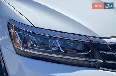 Седан Volkswagen Passat 2016 в 
