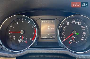 Седан Volkswagen Passat 2016 в 