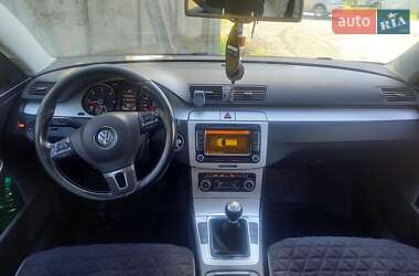 Универсал Volkswagen Passat 2010 в Ужгороде