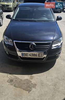 Седан Volkswagen Passat 2006 в Южноукраинске