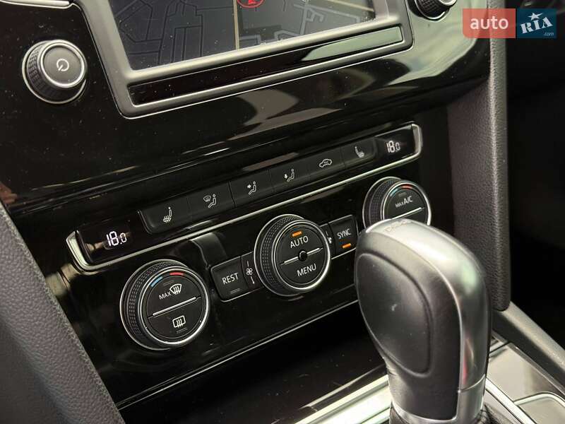 Седан Volkswagen Passat 2015 в Кривому Розі
