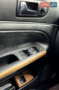 Седан Volkswagen Passat 2004 в 