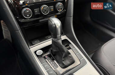 Седан Volkswagen Passat 2020 в 