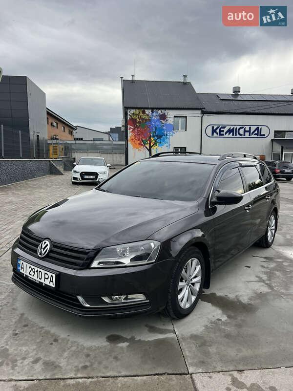 Volkswagen Passat 2011