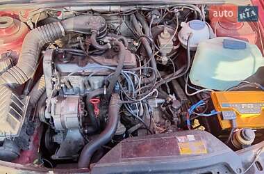 Седан Volkswagen Passat 1990 в 