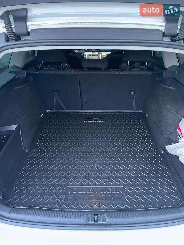 Универсал Volkswagen Passat 2013 в Николаеве фото 9 Универсал Volkswagen Passat 2013 в Николаеве