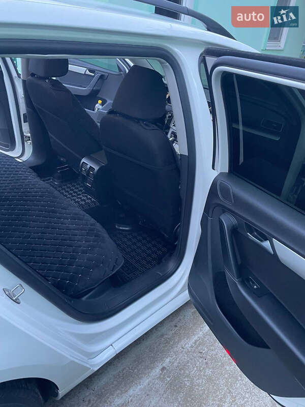 Универсал Volkswagen Passat 2013 в Николаеве фото 14 Универсал Volkswagen Passat 2013 в Николаеве