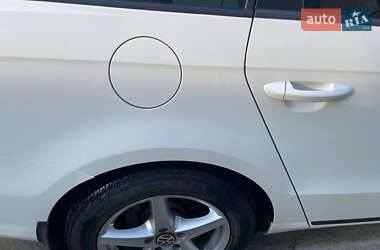 Универсал Volkswagen Passat 2013 в 