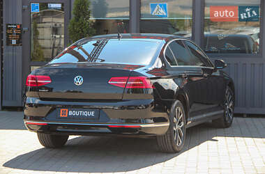 Седан Volkswagen Passat 2018 в 