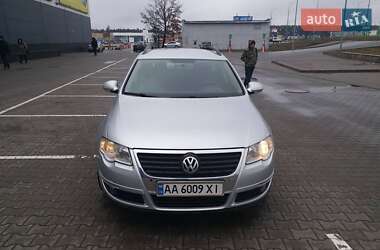 Універсал Volkswagen Passat 2010 в 