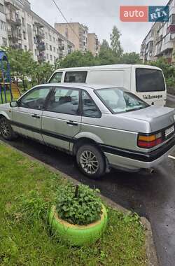 Седан Volkswagen Passat 1990 в Тернополе