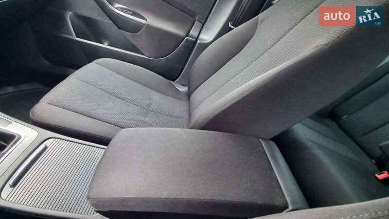 Універсал Volkswagen Passat 2007 в Рівному