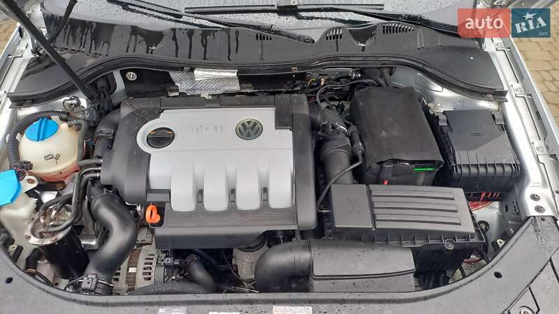 Універсал Volkswagen Passat 2007 в Рівному