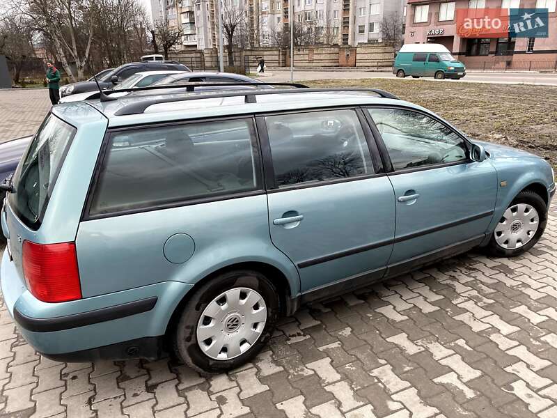Універсал Volkswagen Passat 1998 в Шептицькому
