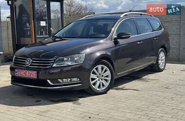 Універсал Volkswagen Passat 2011 в Новій Водолагі