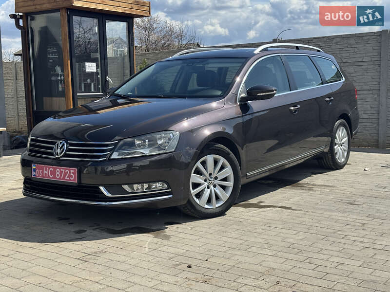 Універсал Volkswagen Passat 2011 в Новій Водолагі фото 2 Універсал Volkswagen Passat 2011 в Новій Водолагі