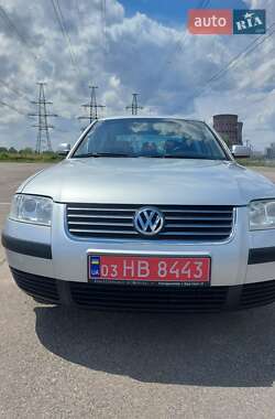 Седан Volkswagen Passat 2003 в Харькове