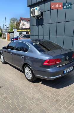 Седан Volkswagen Passat 2012 в 