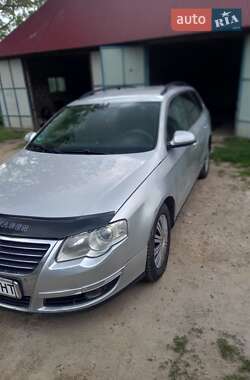 Универсал Volkswagen Passat 2005 в Луцке