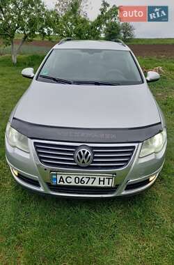 Універсал Volkswagen Passat 2005 в 