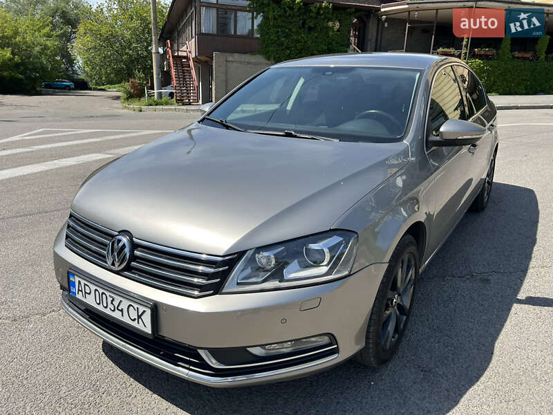 Седан Volkswagen Passat 2014 в 