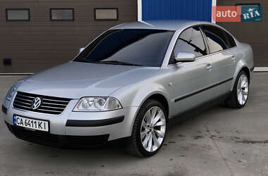 Седан Volkswagen Passat 2001 в 