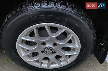 Седан Volkswagen Passat 1994 в 