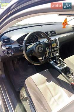 Универсал Volkswagen Passat 2009 в 