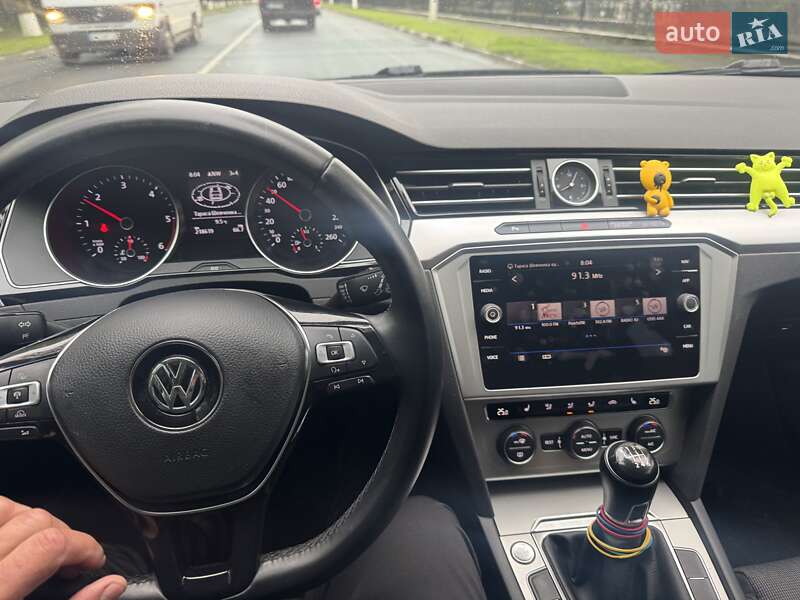 Универсал Volkswagen Passat 2017 в Снятине
