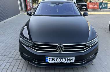 Універсал Volkswagen Passat 2020 в Чернігові