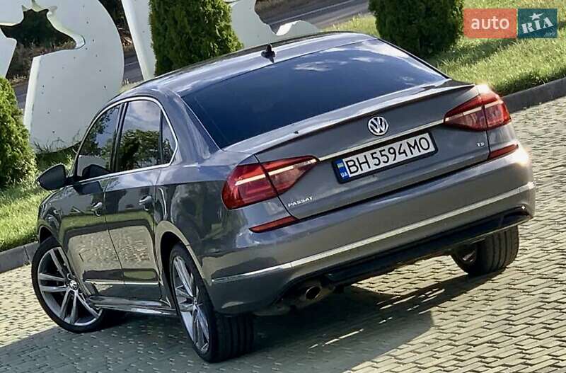 Седан Volkswagen Passat 2017 в Одесі