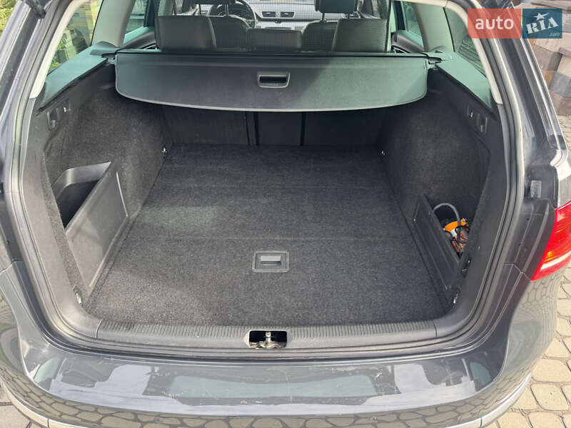 Универсал Volkswagen Passat 2013 в Луцке фото 24 Универсал Volkswagen Passat 2013 в Луцке