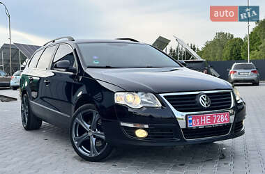 Універсал Volkswagen Passat 2010 в 