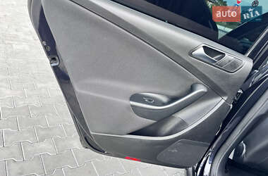 Універсал Volkswagen Passat 2010 в 