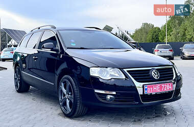 Універсал Volkswagen Passat 2010 в 