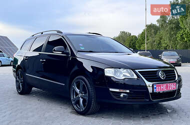 Універсал Volkswagen Passat 2010 в 