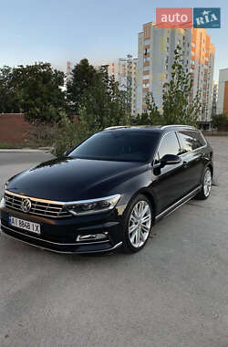 Универсал Volkswagen Passat 2017 в Киеве