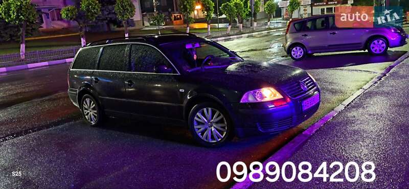 Универсал Volkswagen Passat 2003 в Тростянце