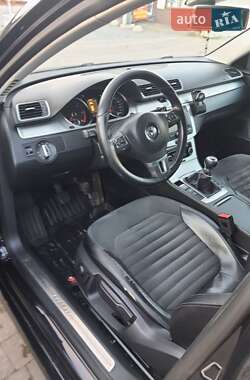 Универсал Volkswagen Passat 2011 в Львове