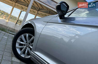 Универсал Volkswagen Passat 2020 в 