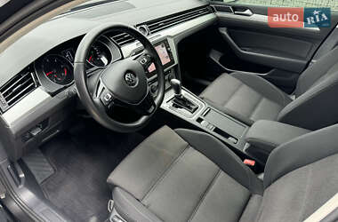 Седан Volkswagen Passat 2018 в 
