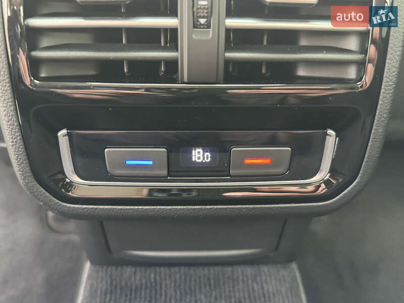 Седан Volkswagen Passat 2018 в Луцьку