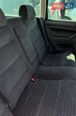 Універсал Volkswagen Passat 2001 в 