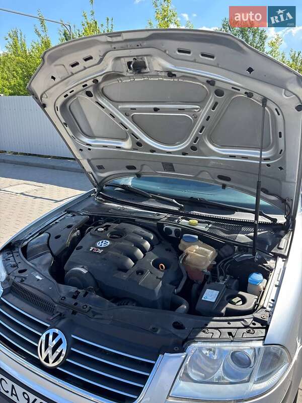 Универсал Volkswagen Passat 2001 в Смеле