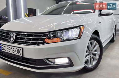 Седан Volkswagen Passat 2015 в 