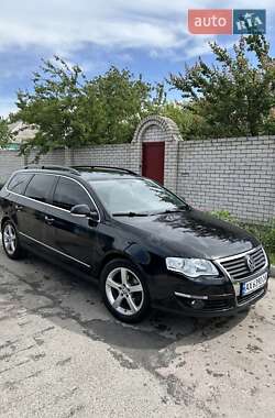 Седан Volkswagen Passat 2010 в Харькове