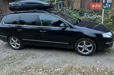 Седан Volkswagen Passat 2010 в 