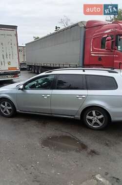 Универсал Volkswagen Passat 2013 в 