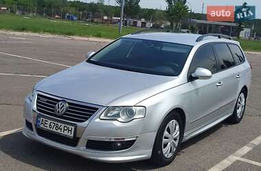 Универсал Volkswagen Passat 2010 в Кривом Роге
