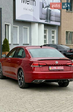 Седан Volkswagen Passat 2022 в 